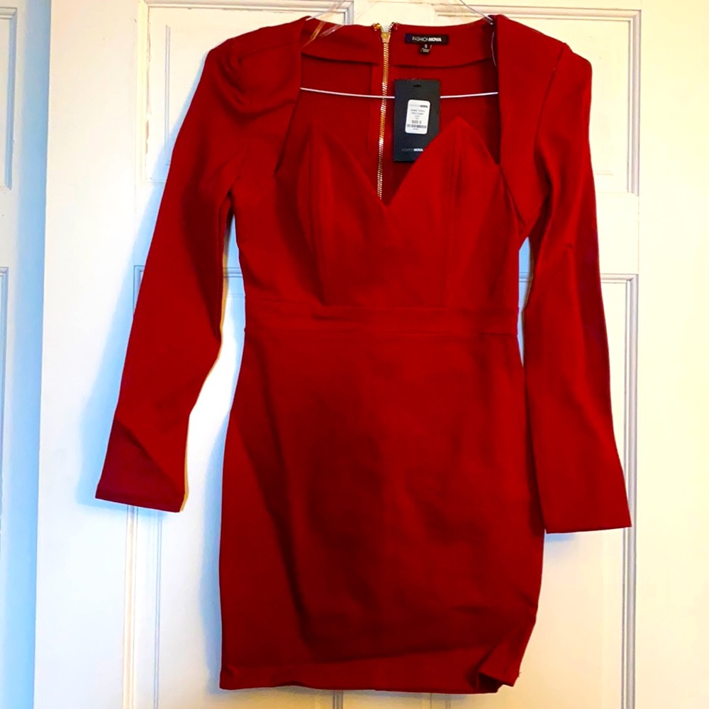 Long sleeved mini dress